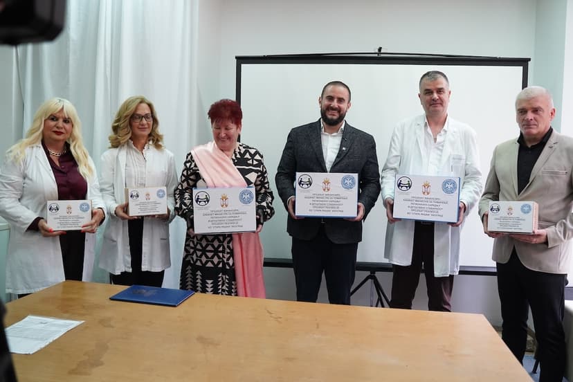 Opštoj bolnici u Priboju uručena medicinska oprema uz podršku Kabineta ministra Zukorlića